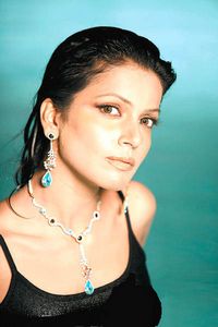 Annie Ali Khan