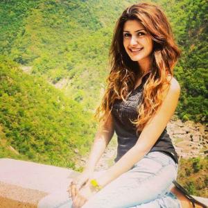 Kubra Khan