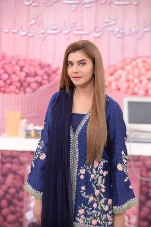 Nida Yasir
