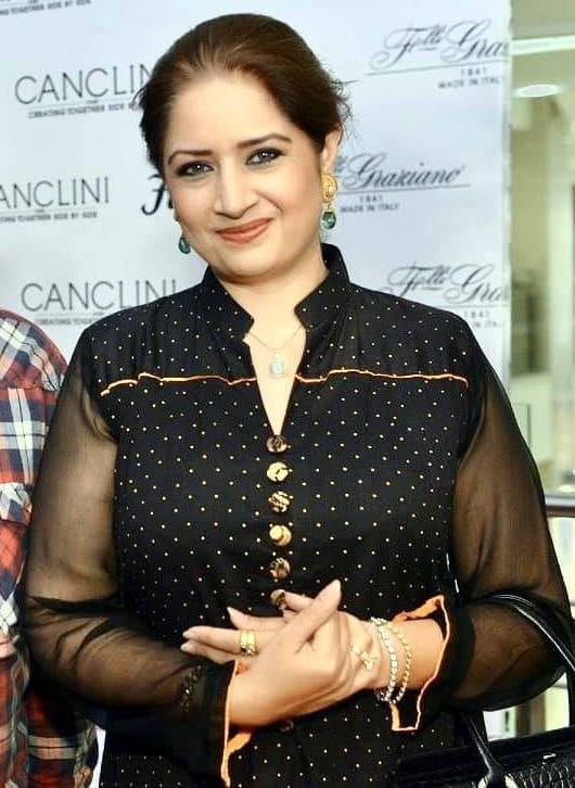 Atiqa Odho photo Atiqa Odho photo