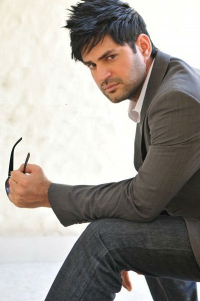 Emmad Butt photo Emmad Butt photo