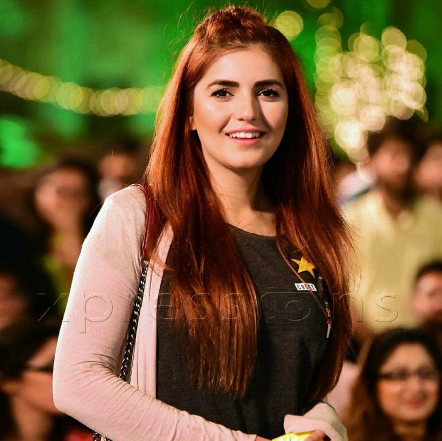 Momina Mustehsan photo Momina Mustehsan photo