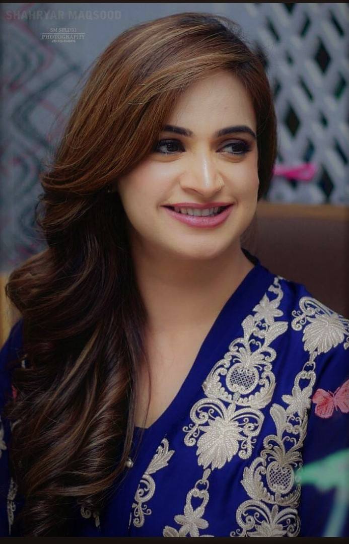 Noor Bukhari photo Noor Bukhari photo