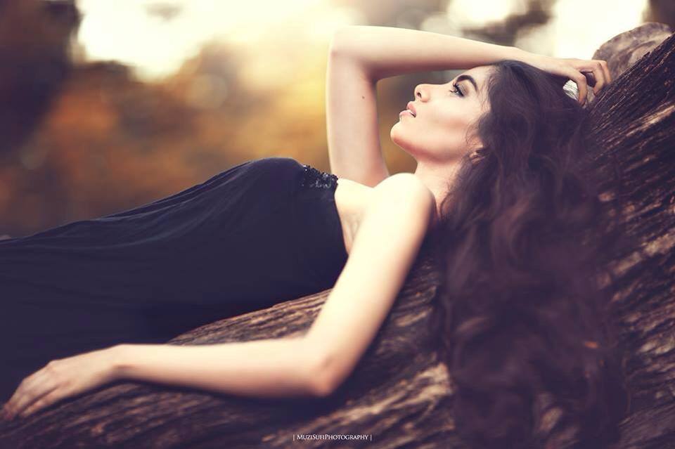 Zara Peerzada photo Zara Peerzada photo