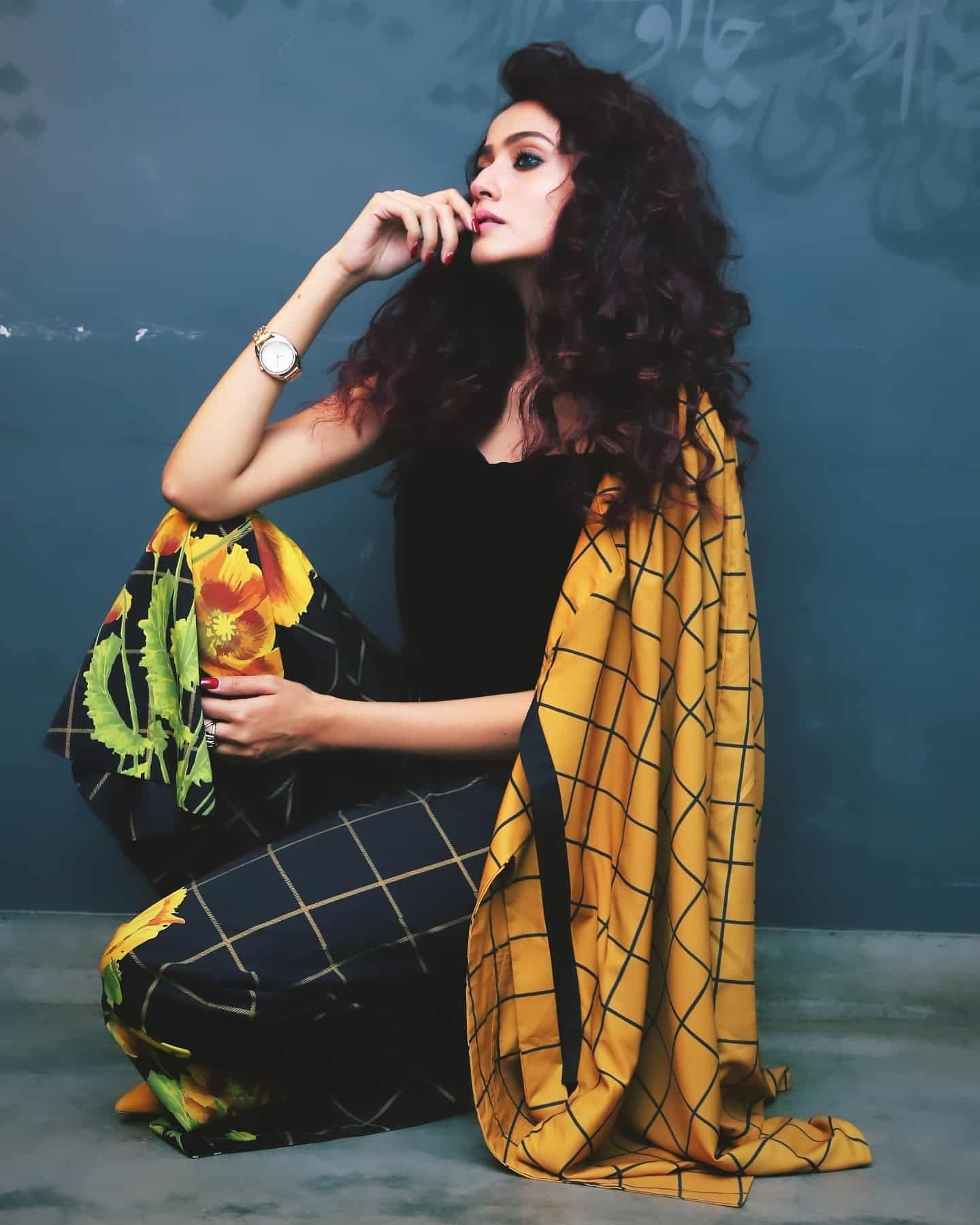 Zarnish Khan photo Zarnish Khan photo