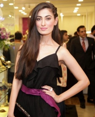 Anusheh Asad photo