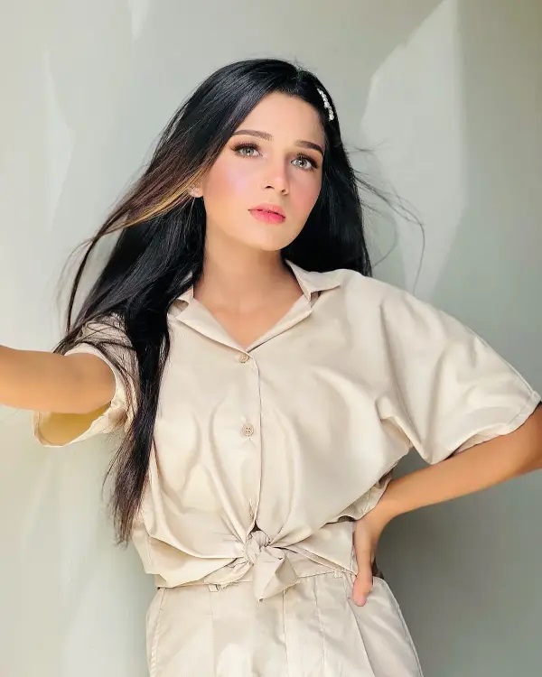 Emaan Khan