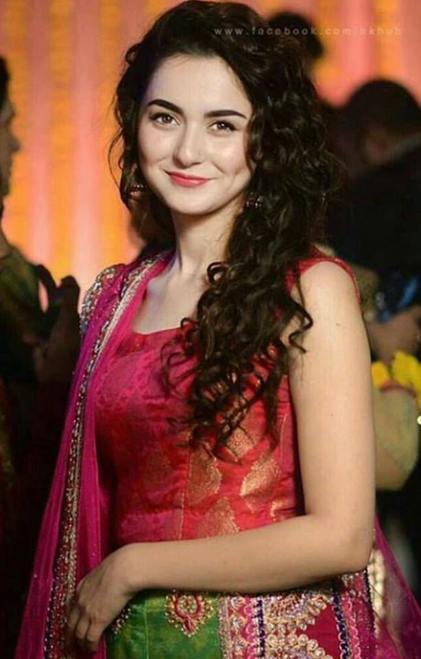 Hania Amir