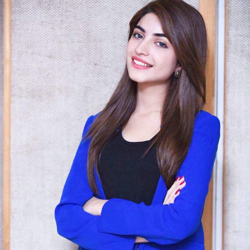 Kinza Hashmi photo