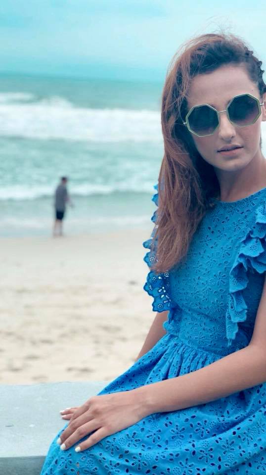 Momal Sheikh photo