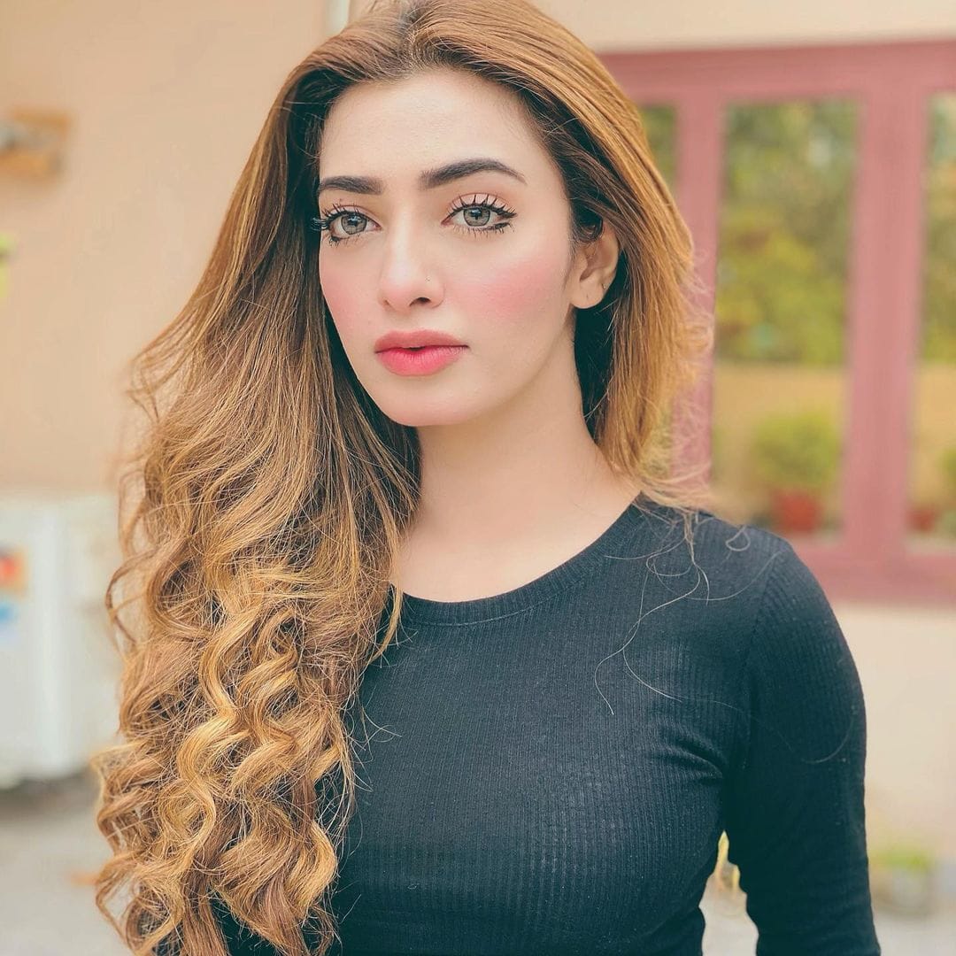 Nawal Saeed photo Nawal Saeed photo