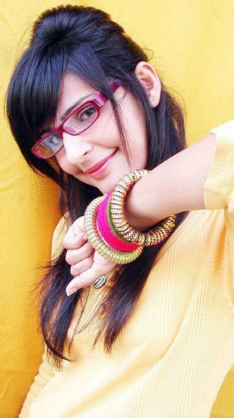 Sadia Ghaffar photo Sadia Ghaffar photo