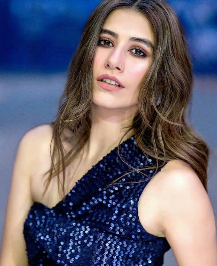 Syra Yousuf photo