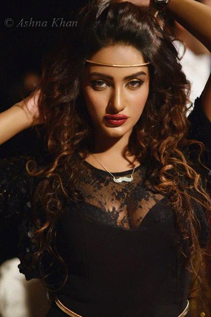 VJ Mathira Khan