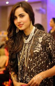Nimra Khan photo title=