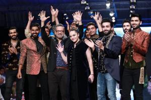 Fashion Pakistan Week 2018 | Highlights | Images | Celebrities