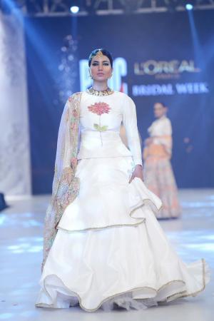 PFDC L�Or�al Paris Bridal Week 2016 | Day 1
